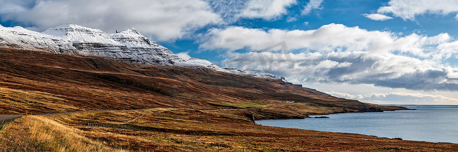 雷达图摄影照片_冰岛东侧Reydarfjordur的山景