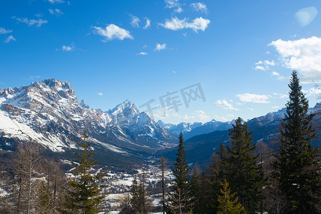 托法纳白云岩冬天山