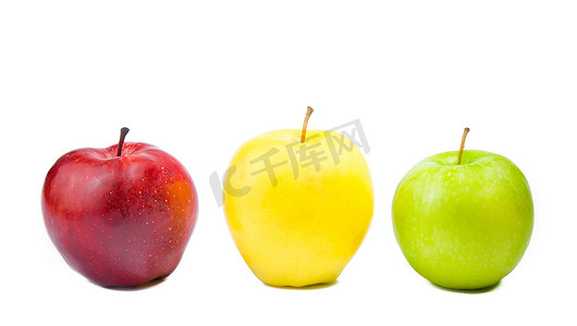 三个不同颜色的苹果