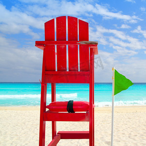 海滩救护队红色座椅绿色风旗热带加勒比