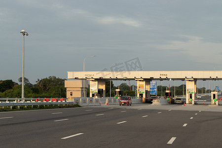 马塔拉高速公路出口展位景观