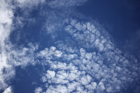 Cloud Scape, 铁路季节的云景