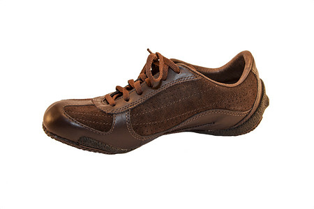 现代棕色运动鞋的孤立图片