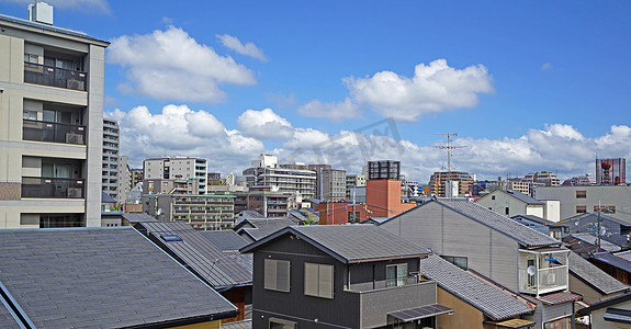 日本大阪住宅区的洋房、联排别墅和公寓