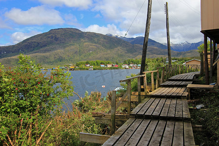 木板路，波多黎各伊甸园在惠灵顿群岛，智利南部的峡湾