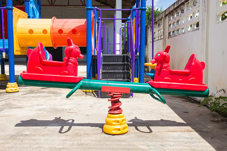 公园的儿童游乐场children playground in the park