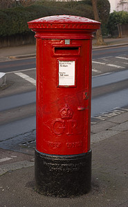 传统的英国邮政邮筒