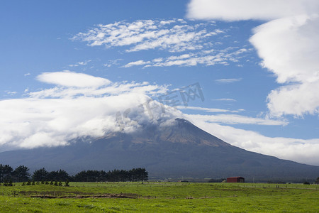 塔拉纳基山摄影照片_塔拉纳基山休眠火山