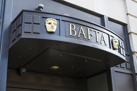 英国自由摄影照片_伦敦，英国-3 月 14 日： BAFTA 入口在皮卡迪利的细节。