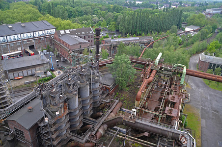 德国杜伊斯堡的旧工业：高炉。