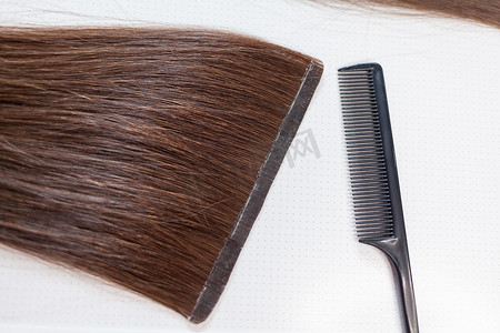 发夹发带矢量图摄影照片_在家准备发带的过程。