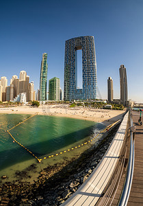 迪拜酒店摄影照片_从 Bluewaters 岛看 JBR 海滩酒店和公寓的鱼眼