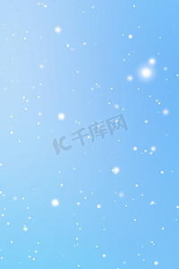 寒假和冬季背景，白雪落在蓝色背景上，雪花散景和降雪颗粒作为圣诞节和下雪假期设计的抽象下雪场景