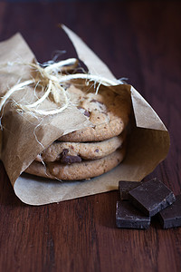 方块面包摄影照片_巧克力块饼干