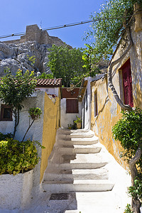 小房子房子摄影照片_雅典普拉卡阿纳菲奥蒂卡，旧城街景与传统小房子，希腊，欧洲