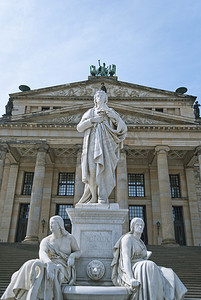 席勒雕像在柏林
