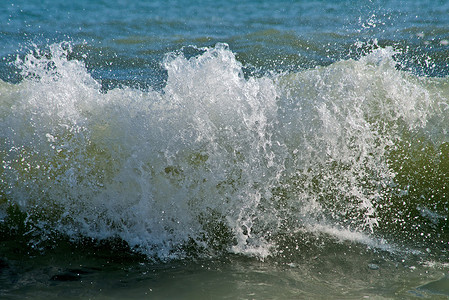 海上冲浪