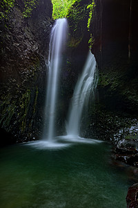巴厘岛瀑布