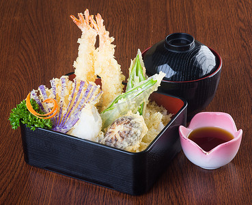 日本料理水彩摄影照片_日本料理。