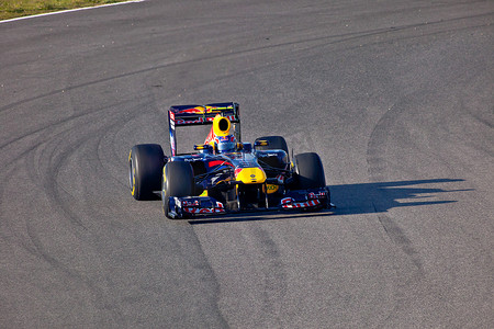 bull摄影照片_Team Red Bull Racing F1，Mark Webber，2011