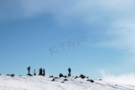 埃特纳火山上的人们