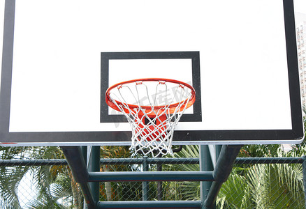 篮球框摄影照片_篮球框
