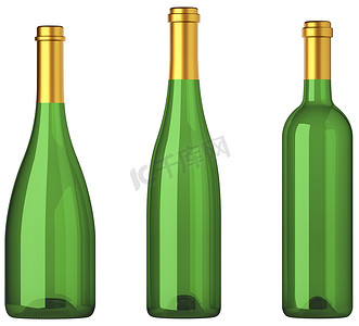 三个带有金色标签的绿色葡萄酒瓶被隔离