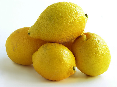 一些美味的酸柠檬