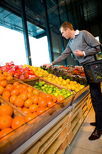 购买水果和蔬菜