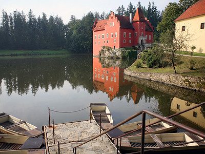 捷克共和国的红水城堡——Cervena Lhota
