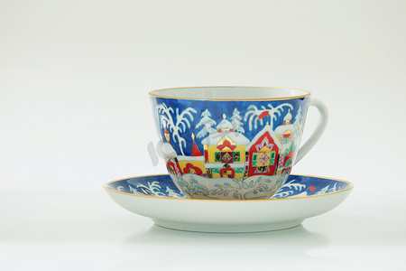 茶馆图案摄影照片_带有冬季图案的圣诞杯