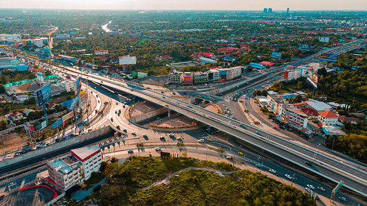 高速公路顶视图，道路交通重要的基础设施