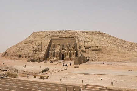 其他埃及的雕像。