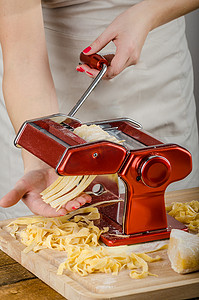 厨师生产面食-意大利面食研磨机