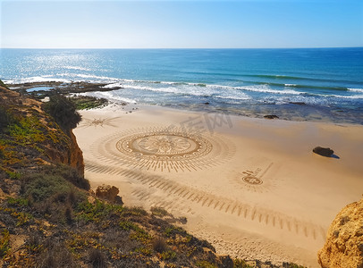 招聘易拉宝摄影照片_葡萄牙阿尔加维海岸维托·拉波索美丽的海滩艺术