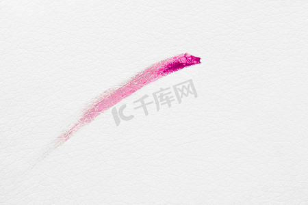 白色抽象空白背景样品设计上唇帕马德紫粉色图案口红的痕迹