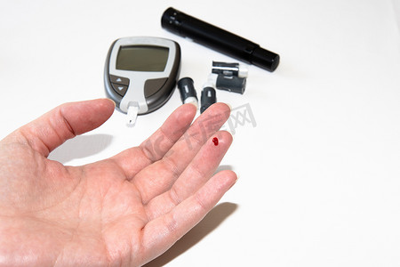 血糖监测系统。