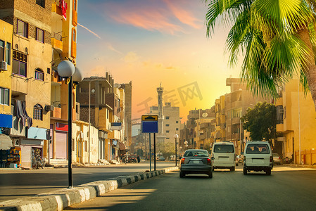 埃及人摄影照片_卢克索路和街道