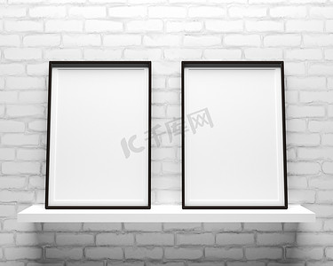 灰色墙壁上站立的优雅简约的两个相框