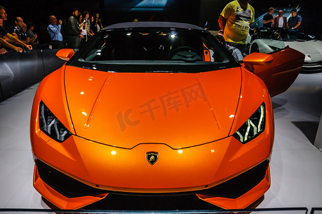 法兰克福-2015 年 9 月：兰博基尼 HURACAN LP 610-4 SPYDER prese