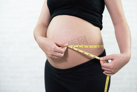 孕妇测量腹围