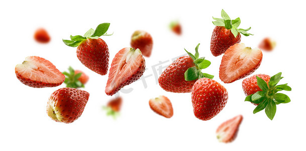 漂浮碎片摄影照片_漂浮在白色背景上的草莓浆果