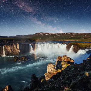 冰岛瀑布摄影照片_Hodafoss 非常美丽的冰岛瀑布