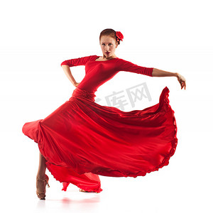穿着红色连衣裙的女舞者