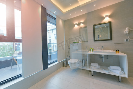 现代酒店的简约浴室