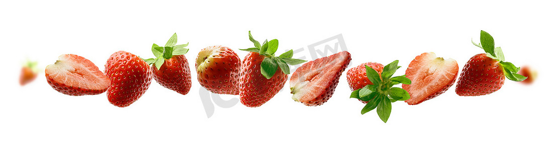 碎片漂浮摄影照片_漂浮在白色背景上的草莓浆果