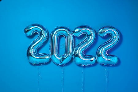 新年元素新年海报摄影照片_彩球2022年新年庆典装饰设计元素单色拍摄