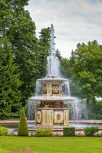 罗马喷泉，彼得夏宫，俄罗斯
