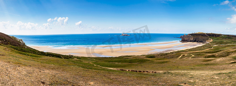 Presquile de Crozon, P 的 Anse de Pen Hat 海滩全景