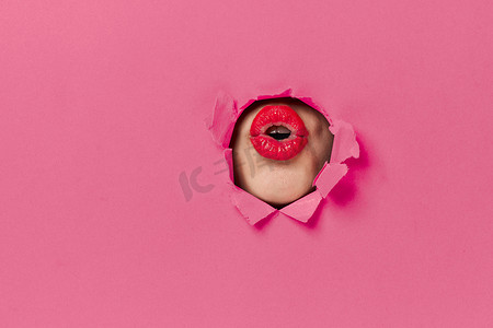 女性嘴唇粉红色海报魅力生活方式时尚
